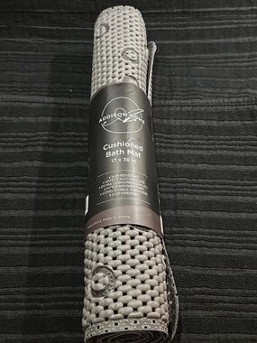 Addison Home Gray Cushioned Non Slip Bath
Mat~17×36~New!